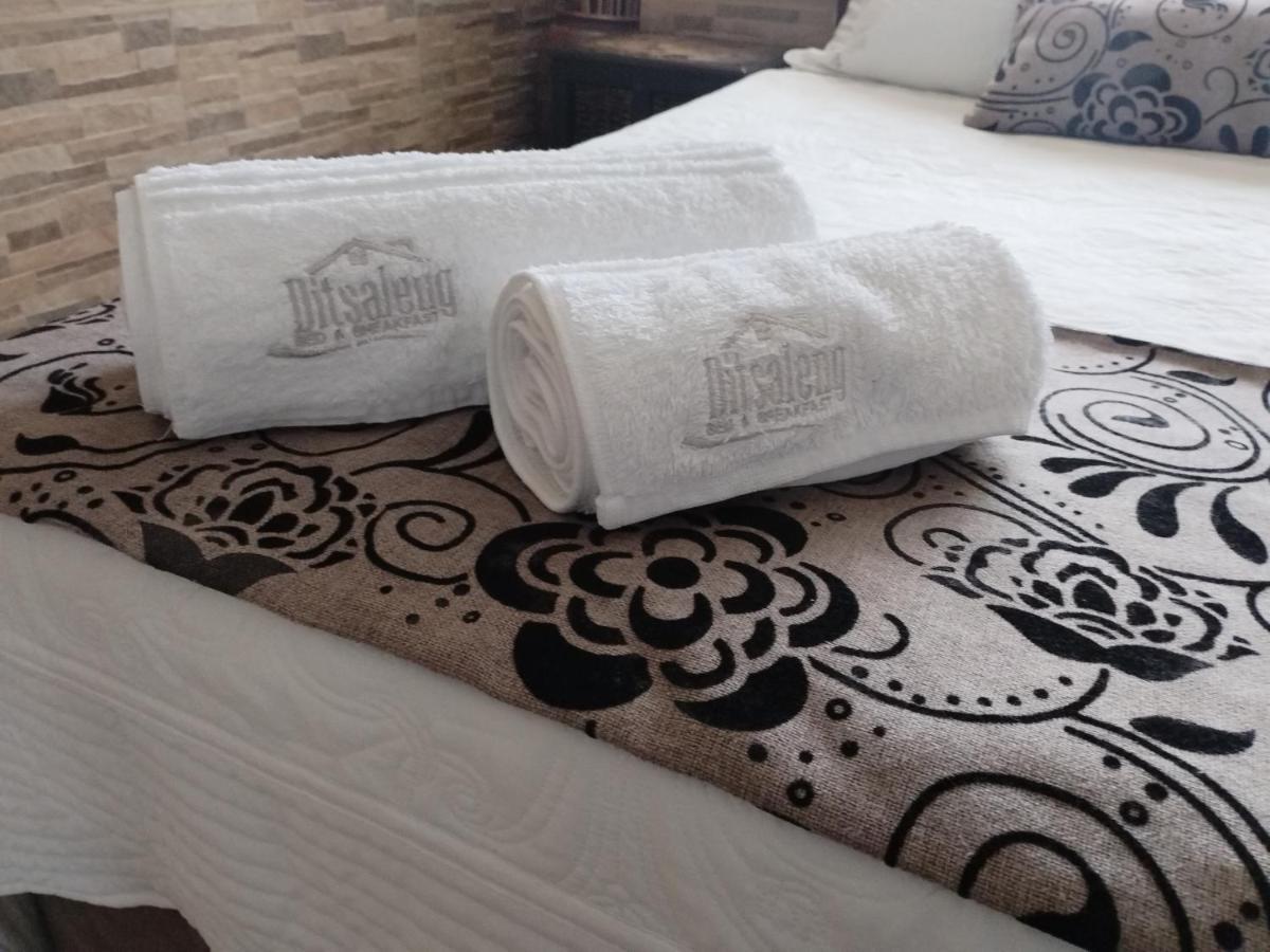 Ditsaleng Bed And Breakfast Vanderbijlpark Luaran gambar