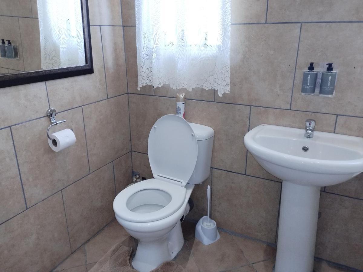 Ditsaleng Bed And Breakfast Vanderbijlpark Luaran gambar