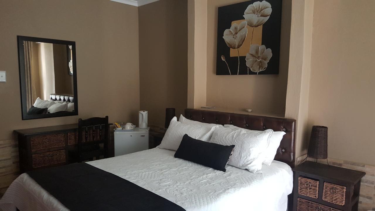 Ditsaleng Bed And Breakfast Vanderbijlpark Luaran gambar